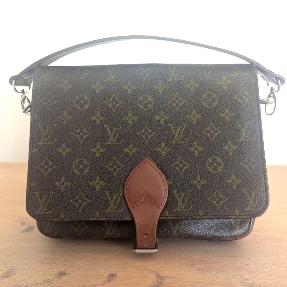 Vintage Louis Vuitton cartouchiere GM